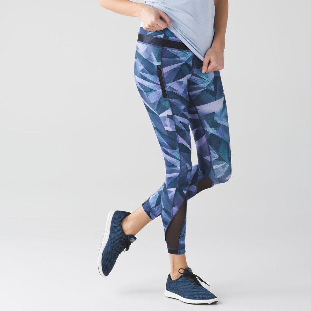 Lululemon Inspire Tight II Mesh Pretty Prism Multi Legging‎ Athleisure Running